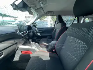 Daihatsu Rocky 2019 Blue