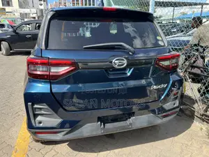 Daihatsu Rocky 2019 Blue