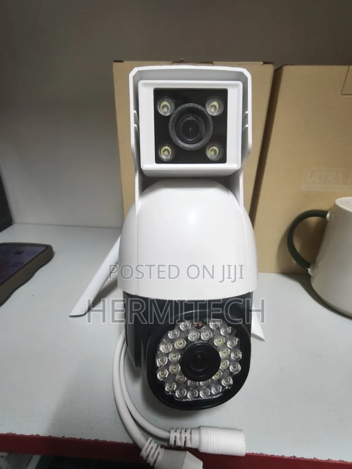 Mini Wall Mount Dual Lens 4g Electric Model With Ethernet Cable