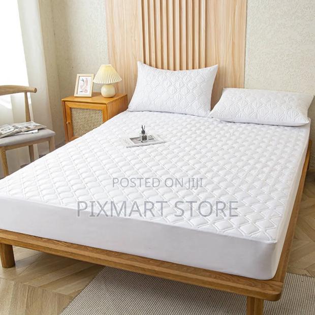Quilted Waterproof Mattress Protector 6×6 – Soft Durable