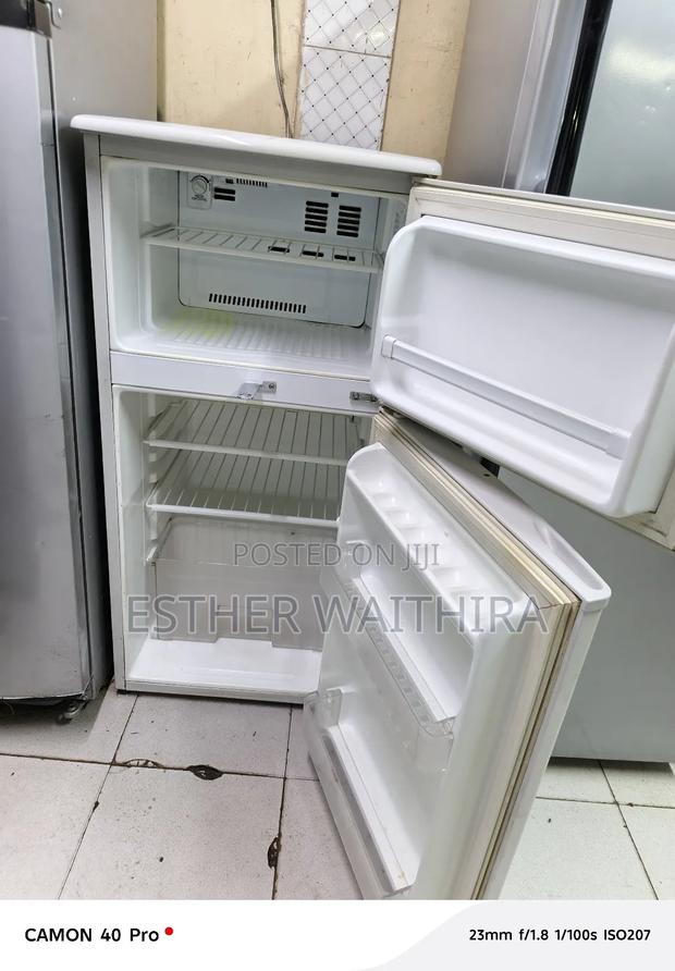 Get This Amazing Lg Fridge 190 Litres - thumbnail 3