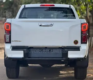 Isuzu D-MAX 2023 White