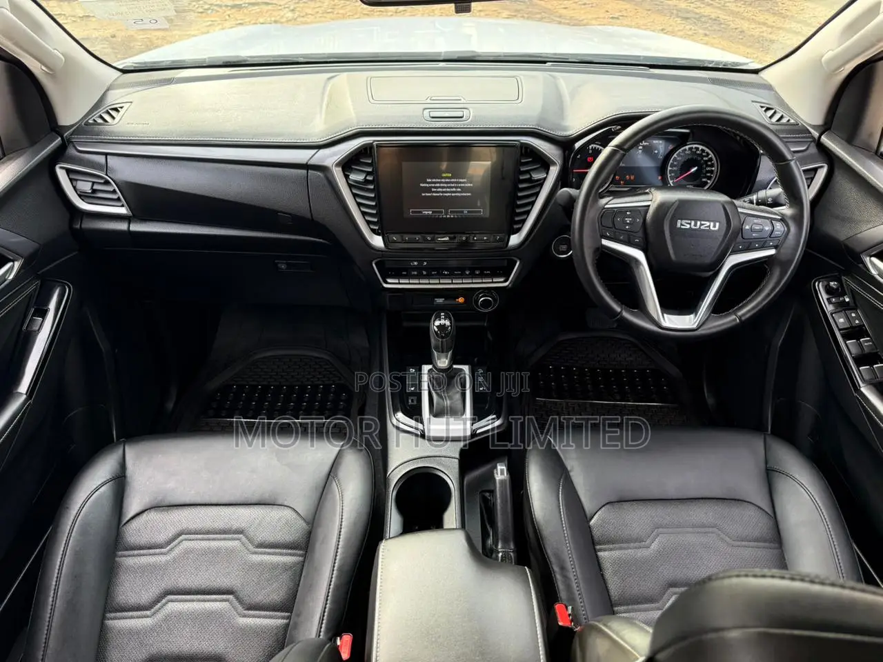 Isuzu D-MAX 2023 White