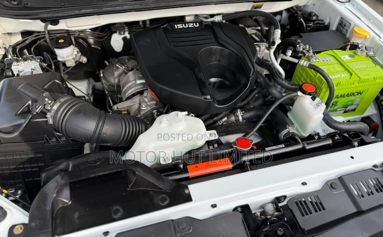 Isuzu D-MAX 2023 White