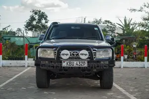 Toyota Land Cruiser 100 4.7 Executive 2006 Blue