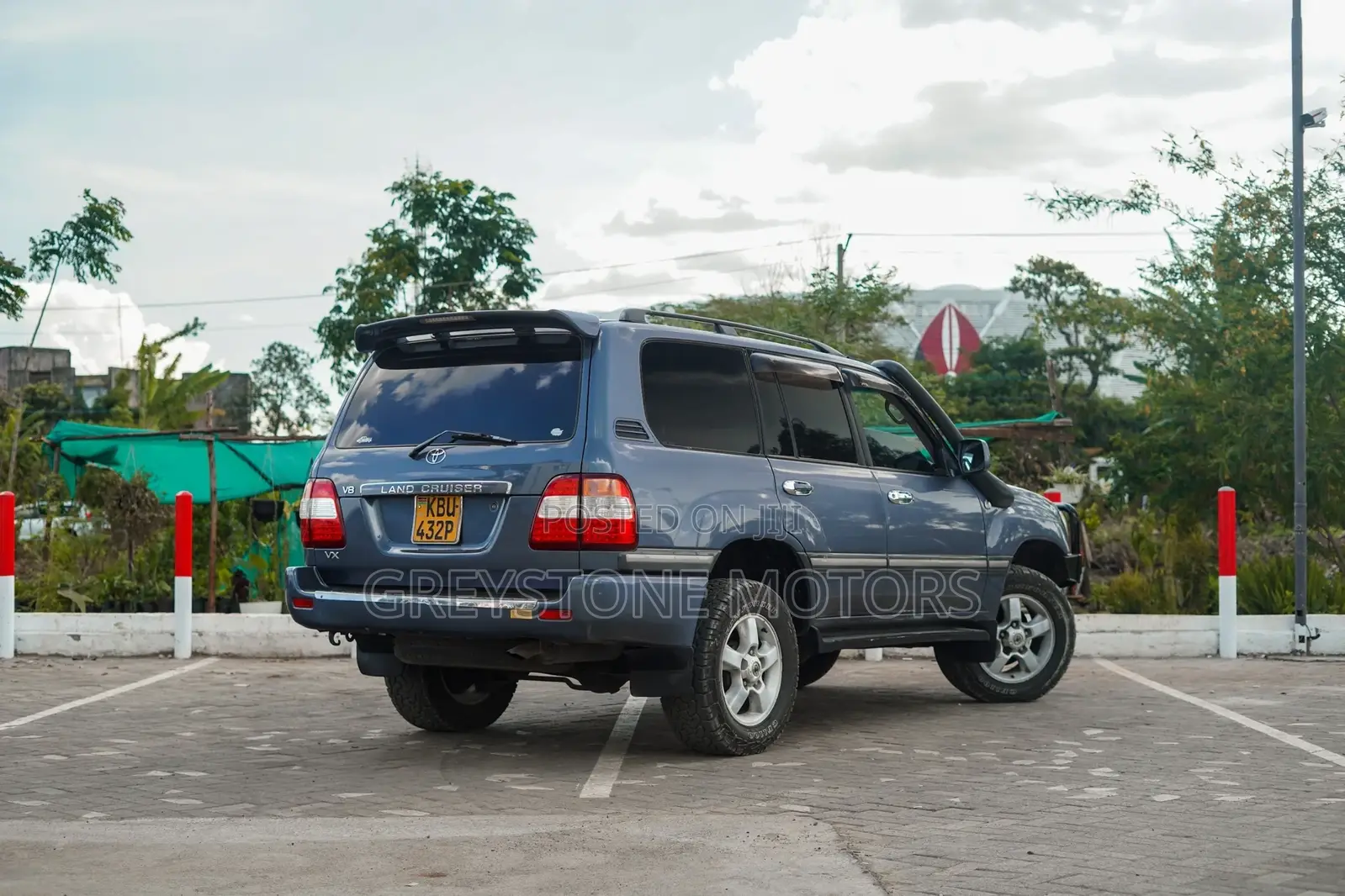 Toyota Land Cruiser 100 4.7 Executive 2006 Blue