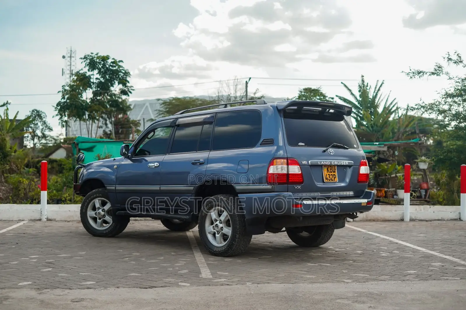 Toyota Land Cruiser 100 4.7 Executive 2006 Blue
