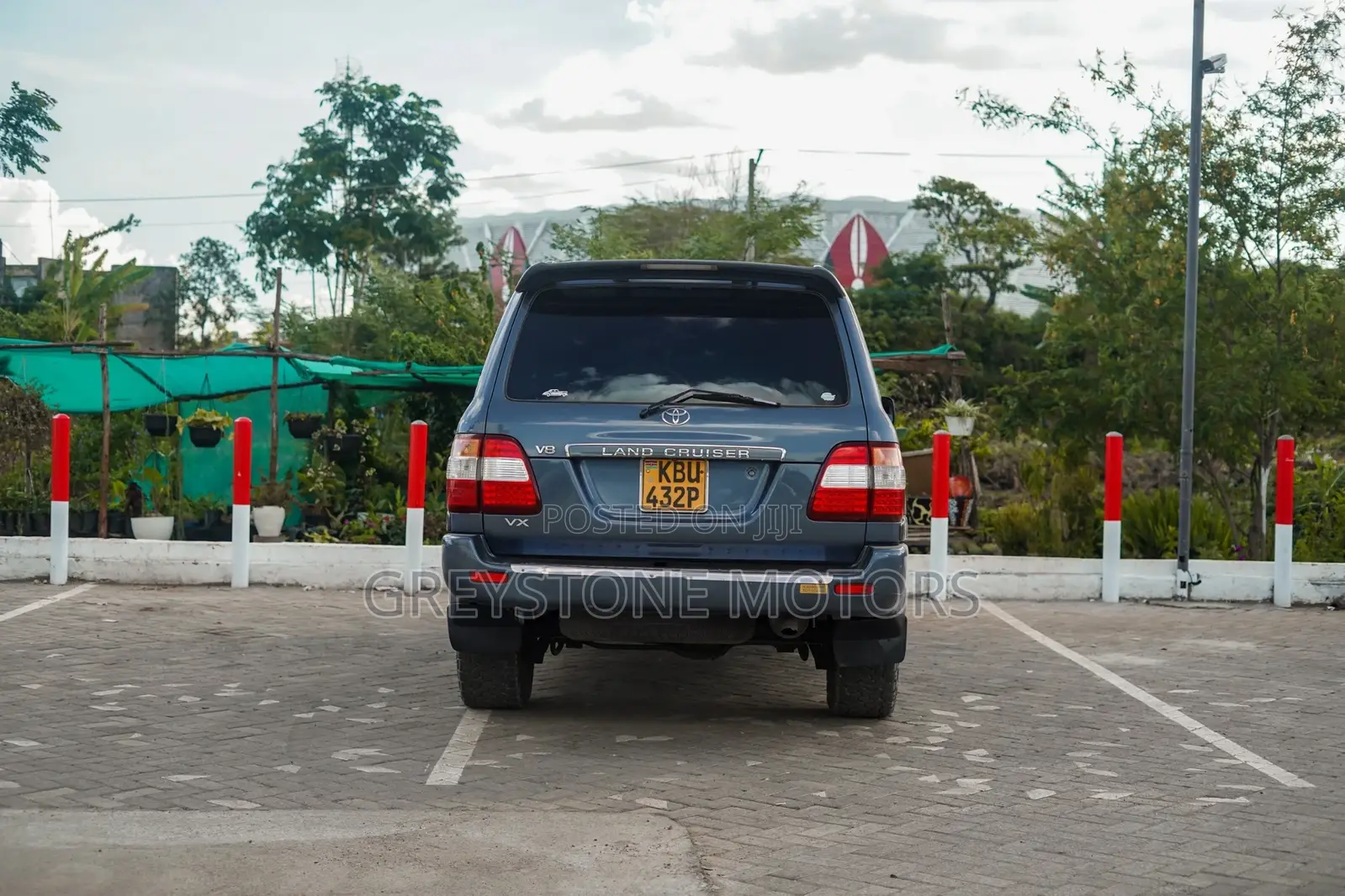 Toyota Land Cruiser 100 4.7 Executive 2006 Blue