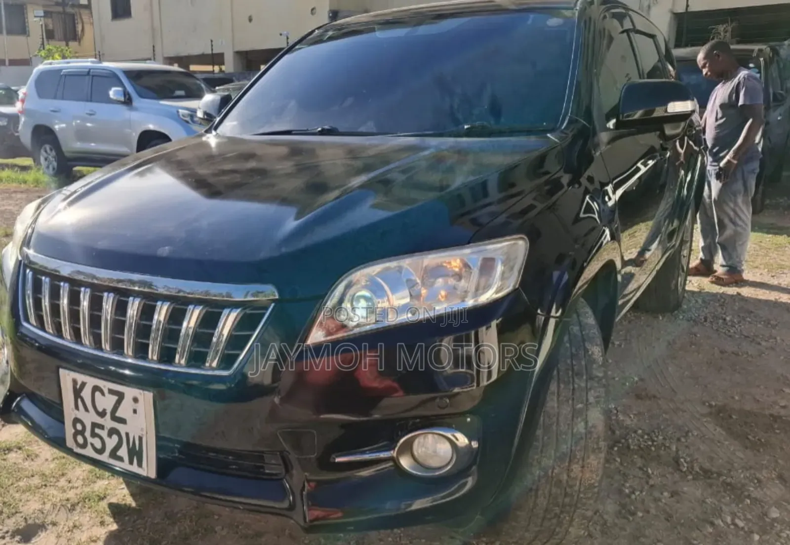 Toyota Vanguard 2013 Black