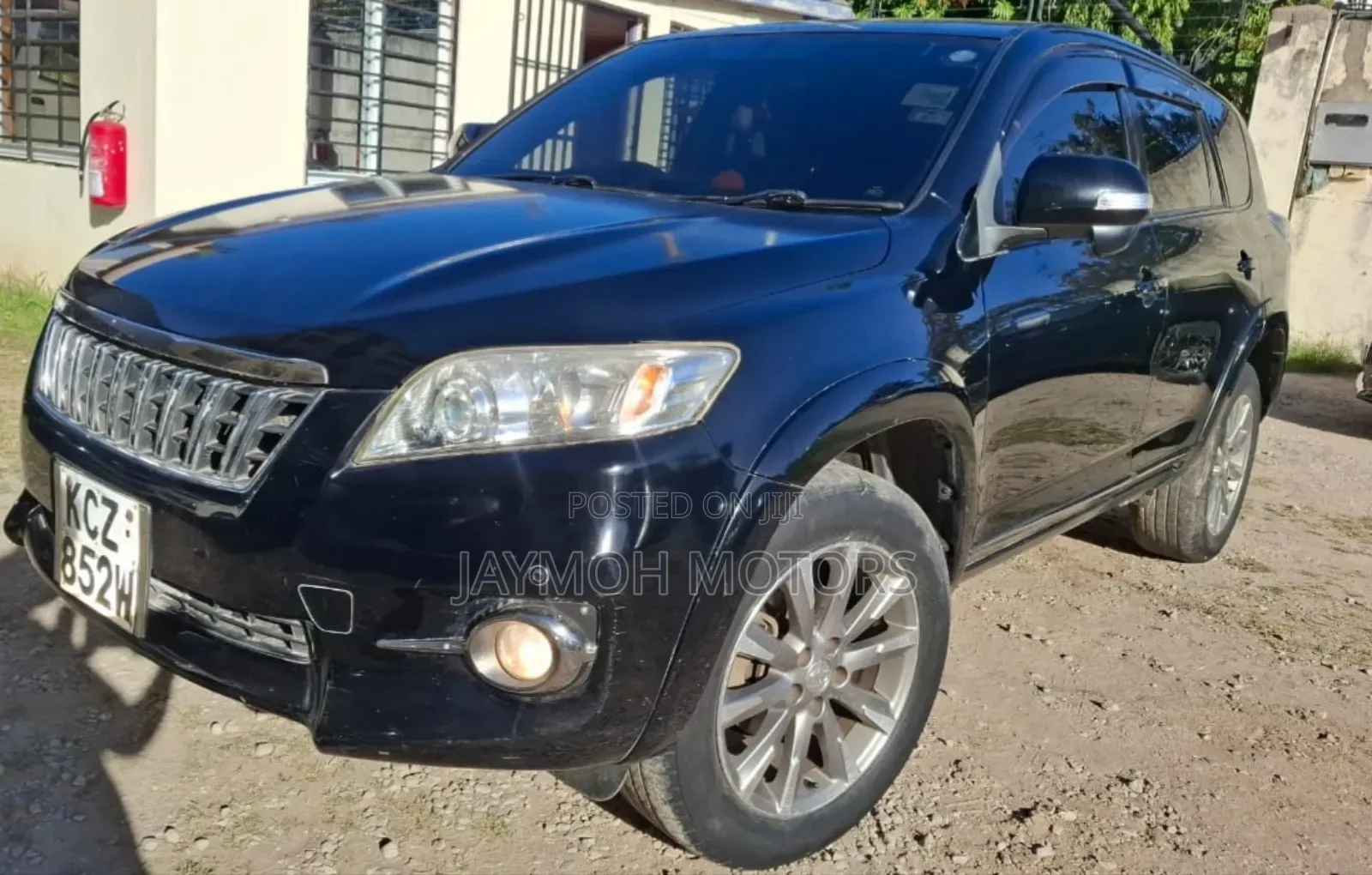 Toyota Vanguard 2013 Black