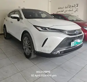 Toyota Harrier 2.0 2020 White