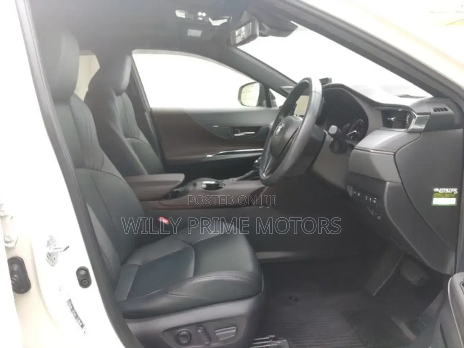 Toyota Harrier 2.0 2020 White