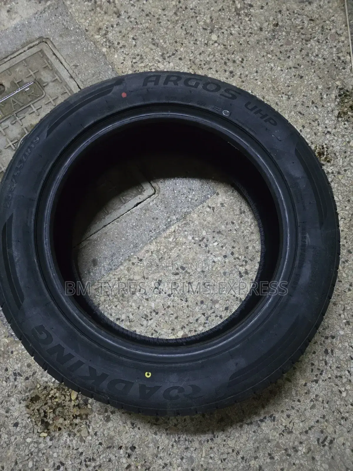 235 /55 R19 Roadking Tyres (Highway)