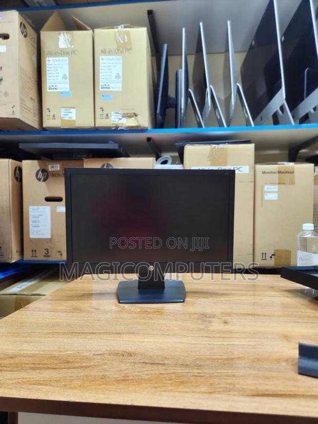 Hp P19b 19 Inches - thumbnail 3