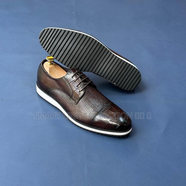 New Oxford Casual