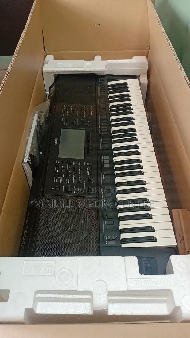 Yamaha Psr Sx900 - thumbnail 4