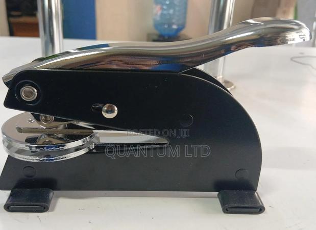 Heavy Duty Company Seal /! Heavy Duty Company Seal