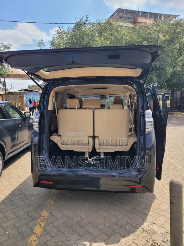 Toyota Vellfire 2019 Black