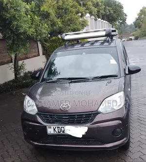 Toyota Passo 2017 Brown
