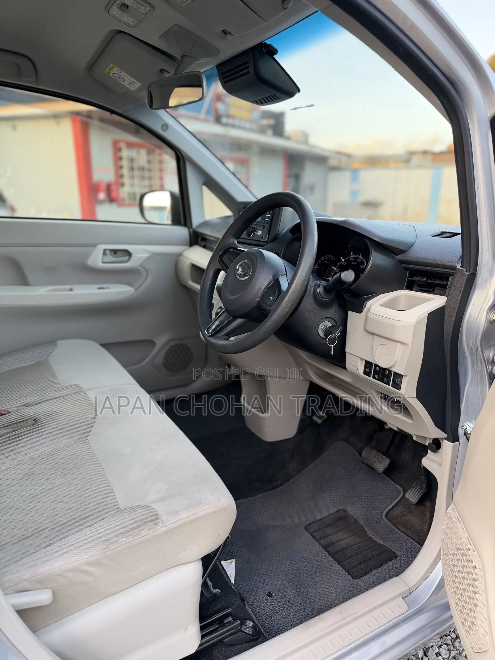 Daihatsu Move 2020 Silver
