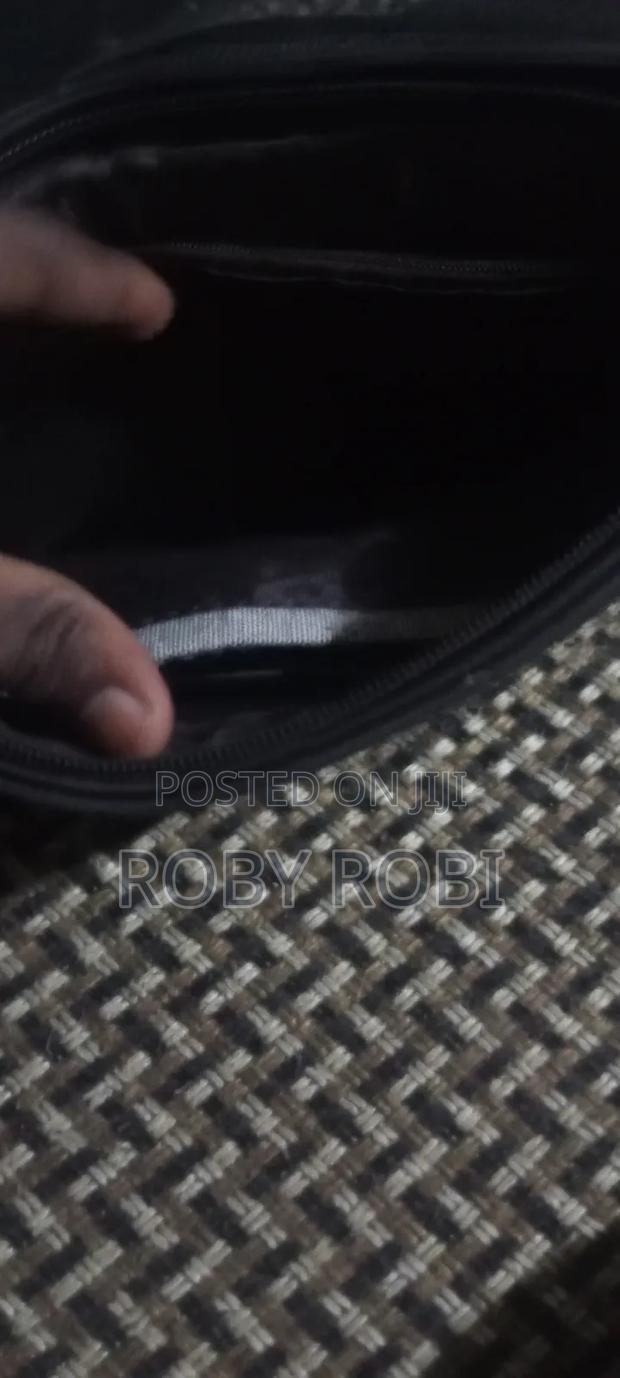 Second Hand Bags - thumbnail 5