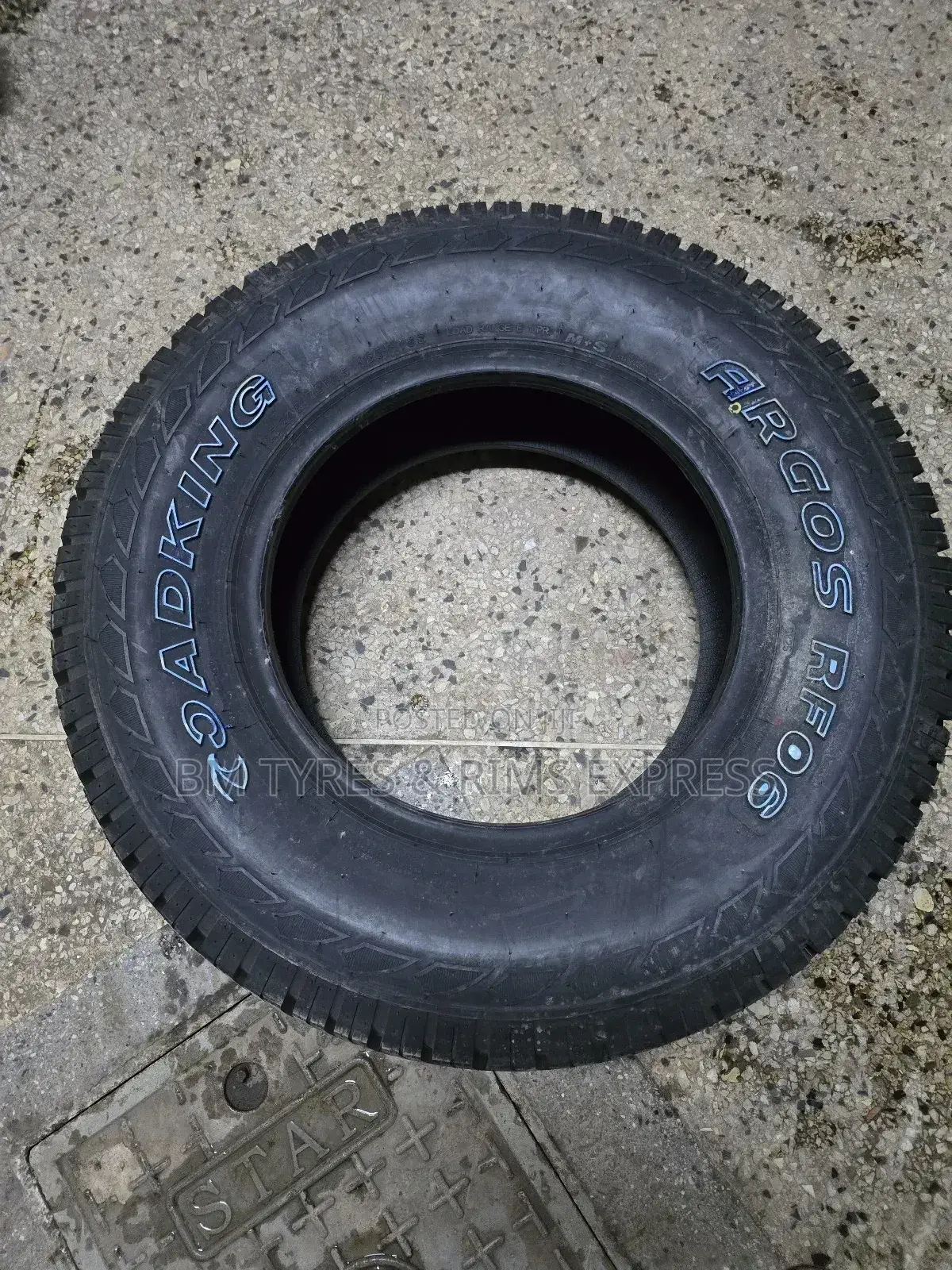 Lt 245 /75 R16 Roadking Tyres (Commercial)