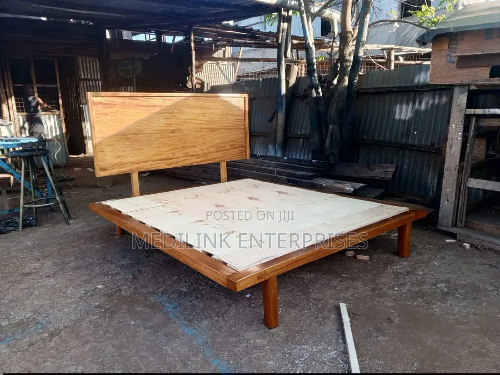 Skempton Solid 5*6 Hardwood Bed