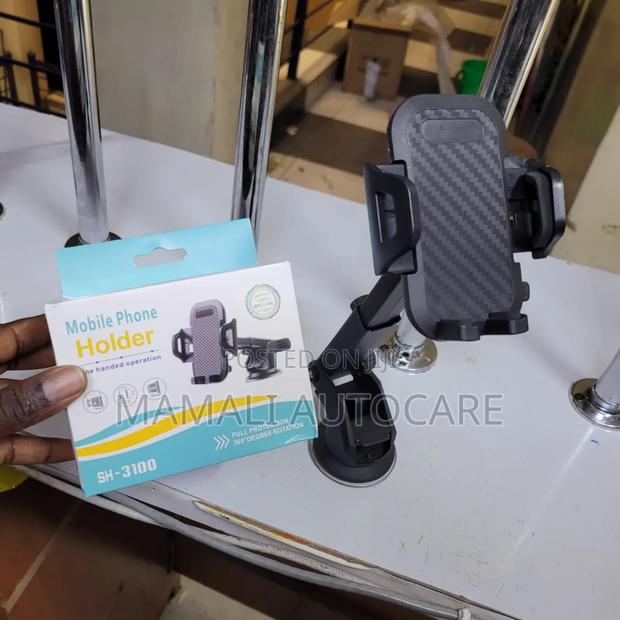 360° Adjustable Dashboard/Windscreen Phone Mount - main view