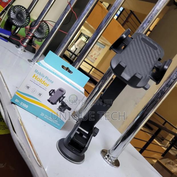Universal Dashboard/Windscreen Phone Holder 360° Rotation - main view