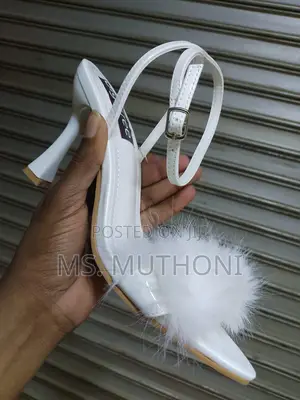 (36-41) Sexy Fur Slingback Heeled Sandals With an Ankle Strap