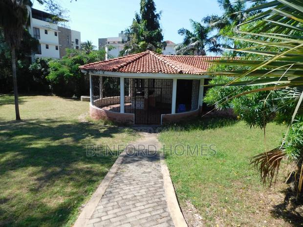 4bdrm Bungalow in Nyali Mombasa for sale - thumbnail 18