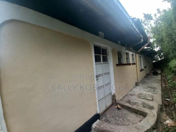 2bdrm Bungalow in Mamboleo, Kanyakwar for sale - thumbnail 4