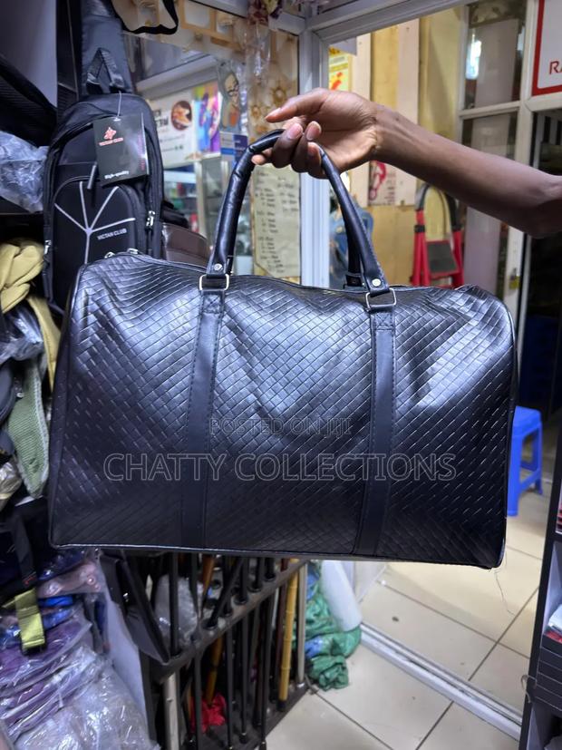 Black Leather Unisex Travel Bags