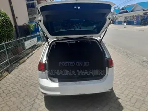 Volkswagen Golf 2016 White