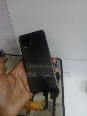 Samsung Galaxy A12 64 GB Black