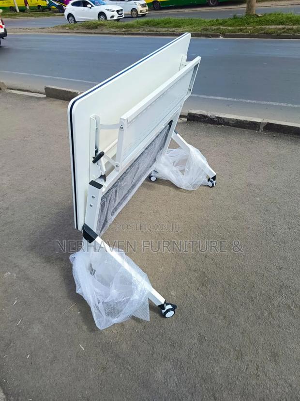 Foldable Training Desk – Compact Workstation - thumbnail 2