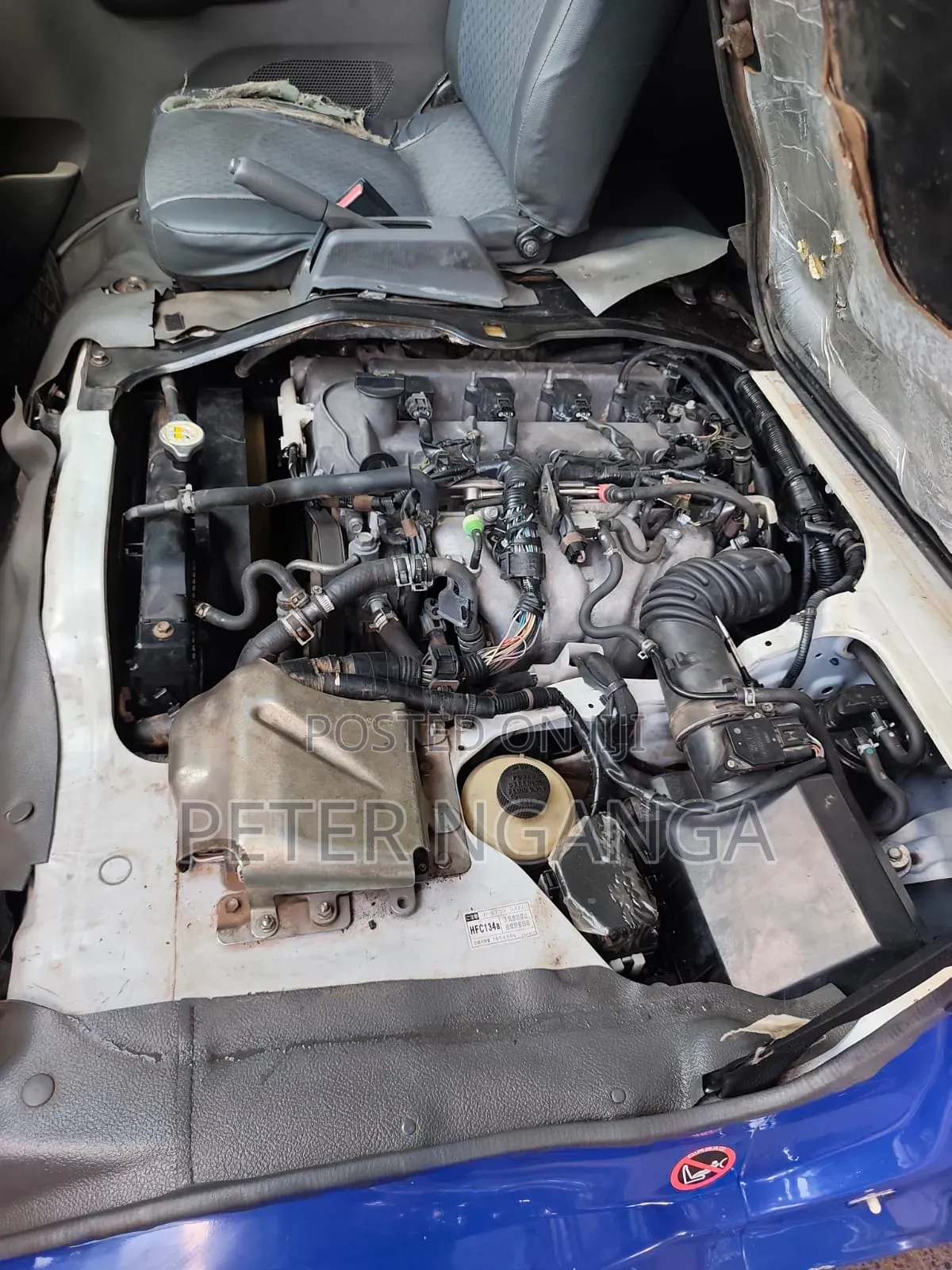 Mazda Bongo 2013 Blue