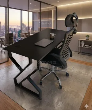 Metallic Office Study Desk – Compact Strong