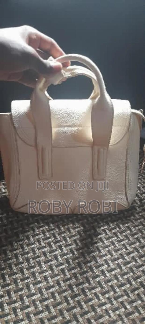 Second Hand Bags - thumbnail 3