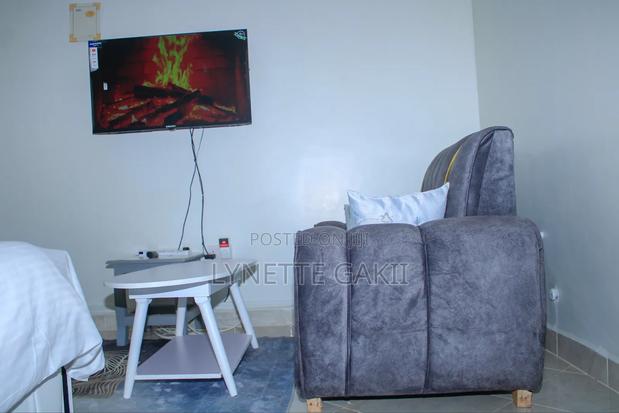Cozy Studio Airbnb in Meru Town. - main view
