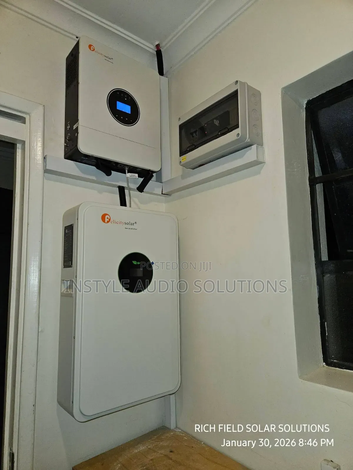 4kw Offgrid - 5.12kwh Lithium Battery -(4)615w Solar Free Installation