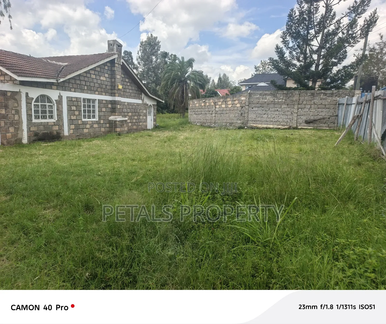 1/4 Plot With a House for Sale in Nkoroi