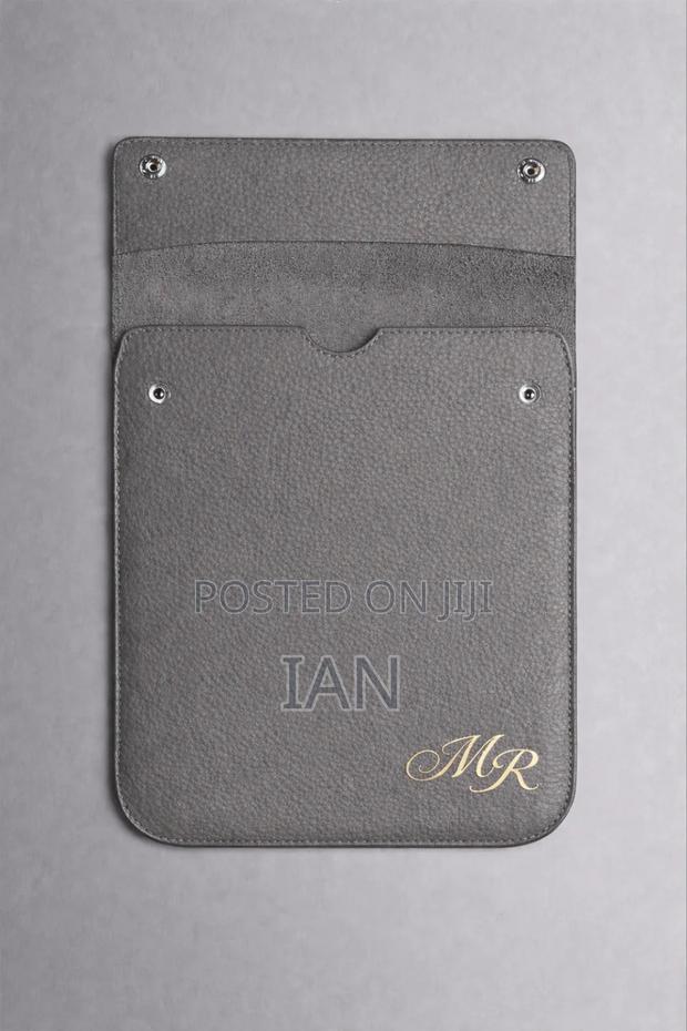 Leather Folders - thumbnail 2