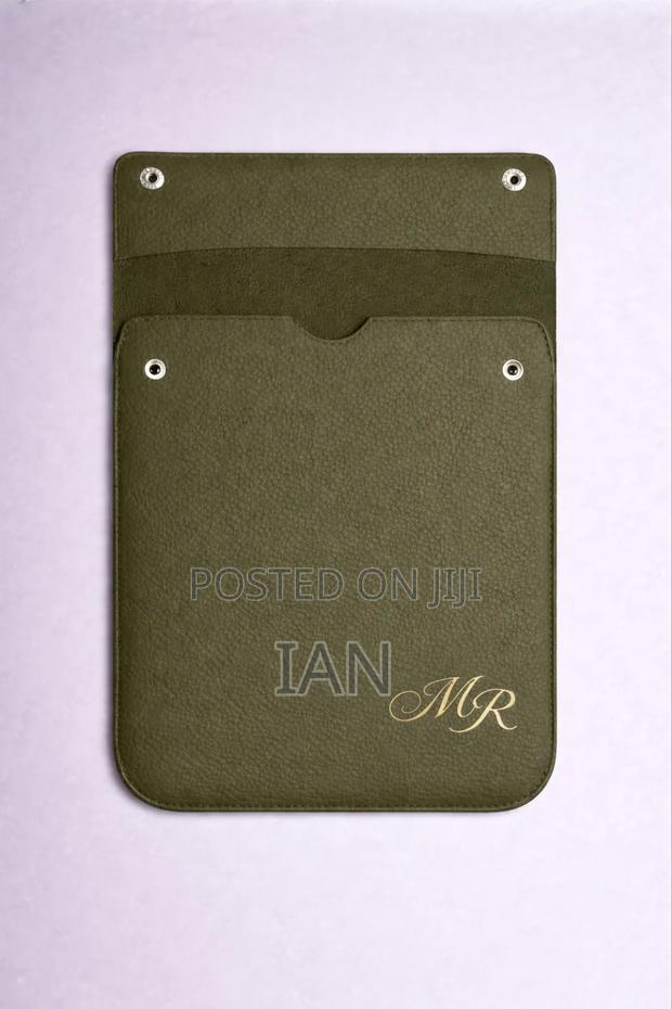 Leather Folders - thumbnail 7