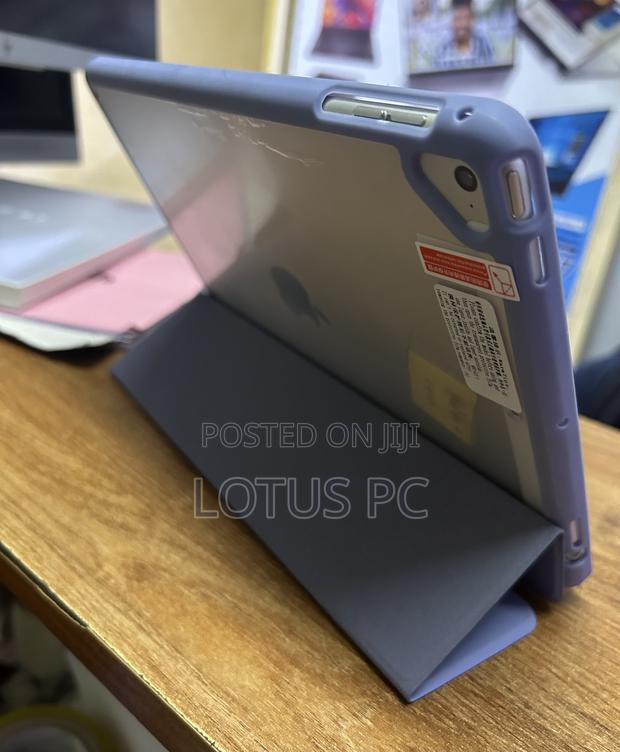 Apple iPad Air 2 64 GB Silver - thumbnail 2