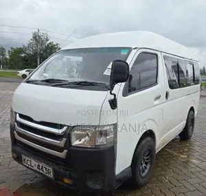 Toyota HiAce 2010 White