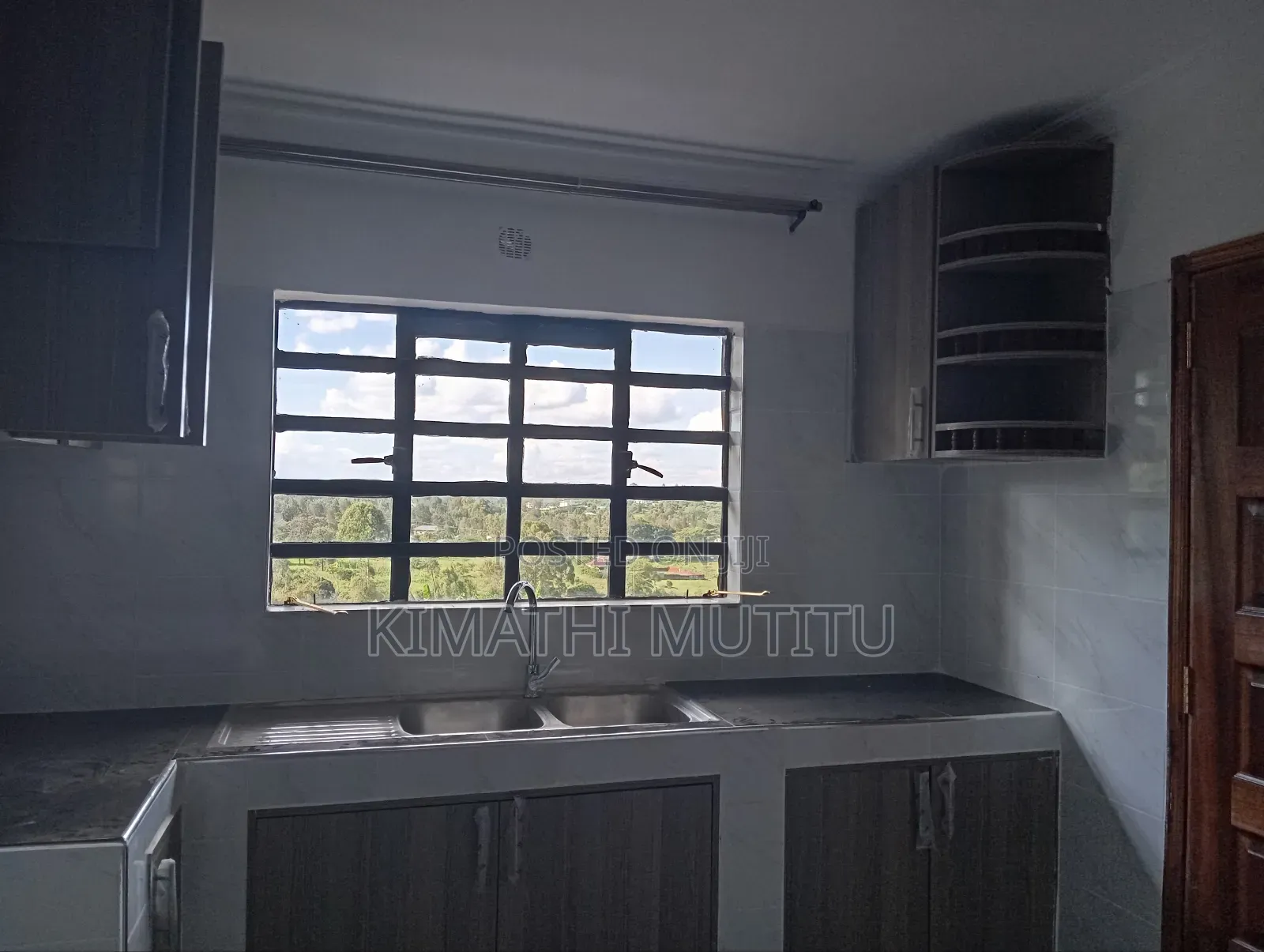 4bdrm Bungalow in Karen West., Hardy for sale