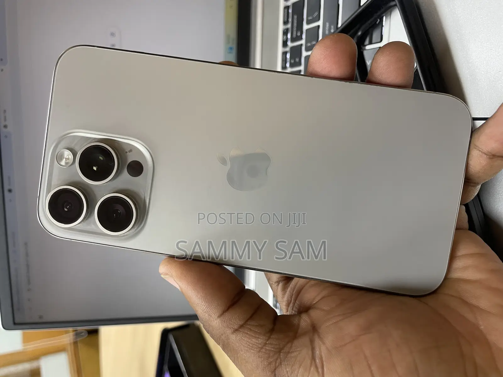 Apple iPhone 15 Pro Max 256 GB Silver