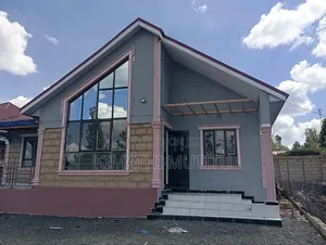 3bdrm Bungalow in Karen West, Hardy for sale