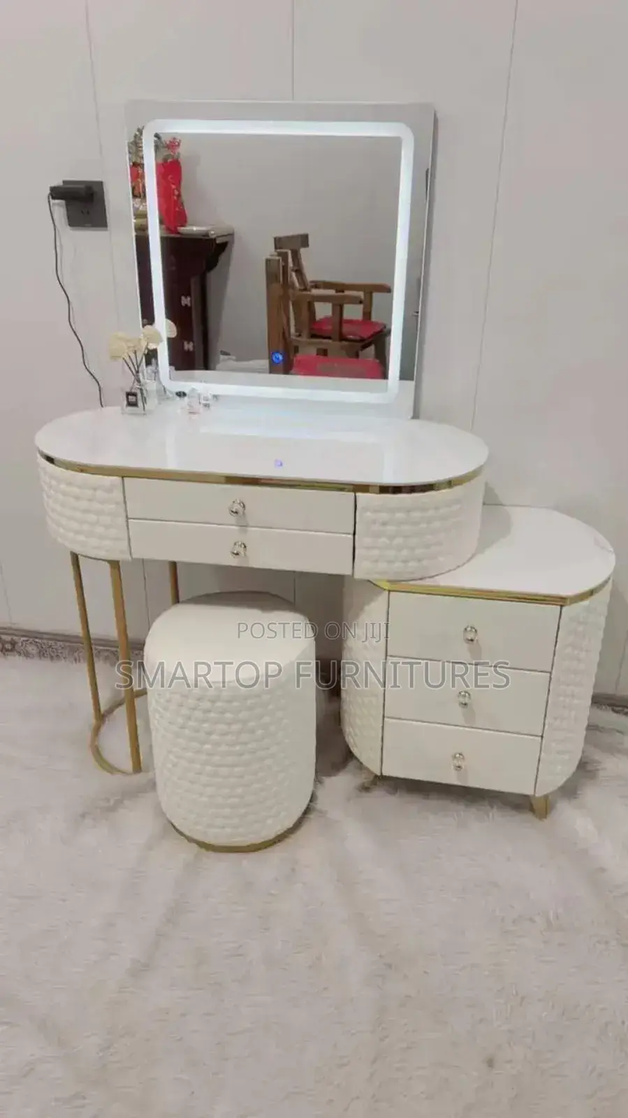 Dressing Mirror